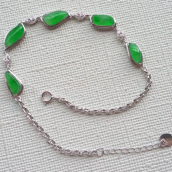 18k金镶嵌老坑a货翡翠水润绿色水滴形手链2.75克