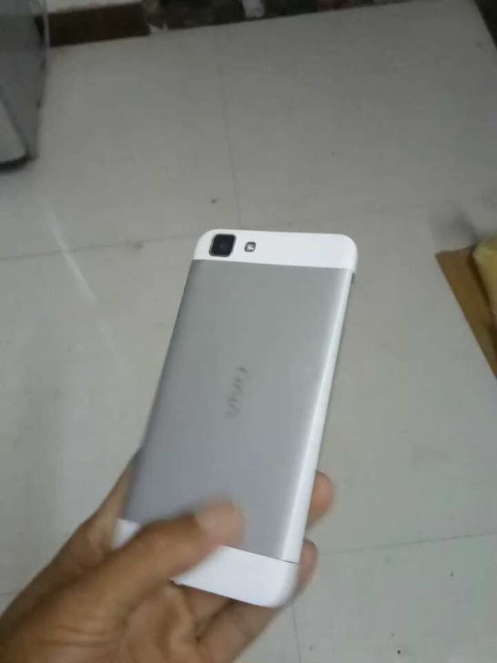 VIVO274G手机自用的保护的很好如图