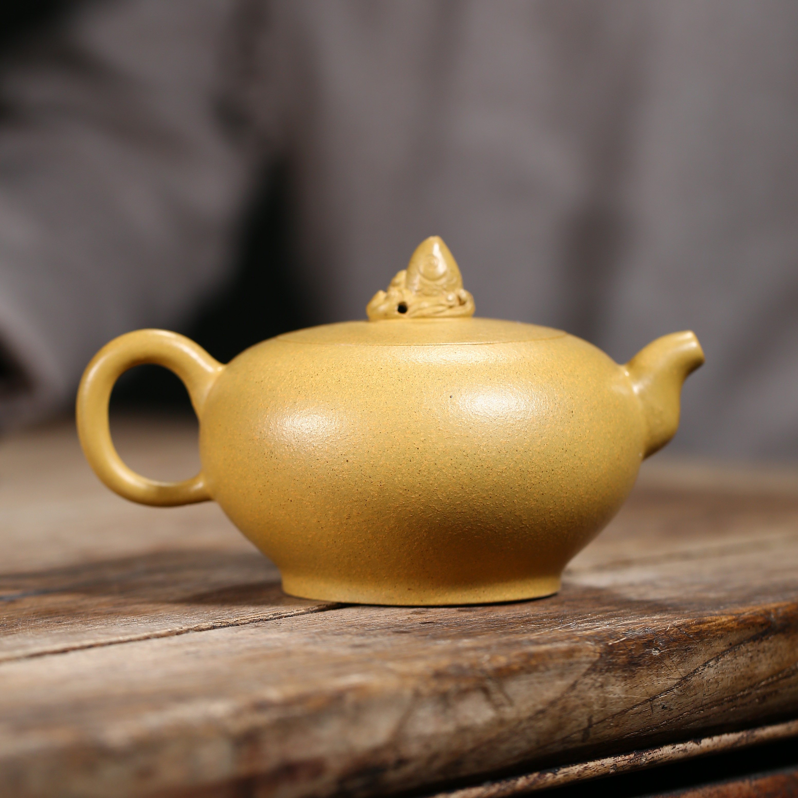 夜市 国工王老师 童趣 原矿黄金段 300cc 紫砂壶纯手工名家正宗