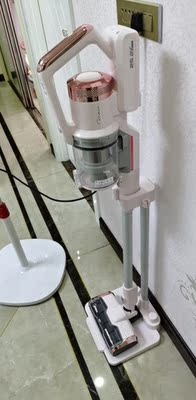 体验三个月揭秘戴森V8V10哪个值得购买?哪个好用家用更实用?