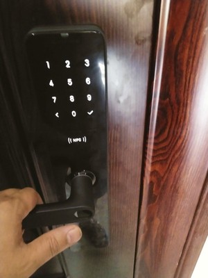 解说固特智能指纹锁怎么样，谁用过的点评一下到底好不好用！