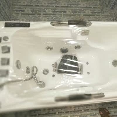 我想问一下,梦妃独立式亚克力浴缸质量怎么样?能用多久?