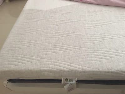 大家谈谈大家揭秘黛圣婕乳胶枕怎么样，是真的吗？是国产的牌子吗