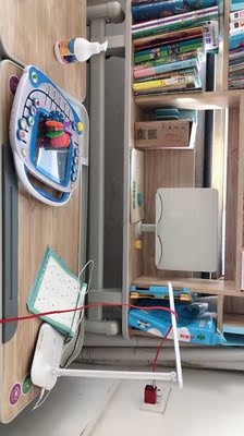 想给孩子买一款香奈雅轩儿童书桌怎么样？质量好不好？