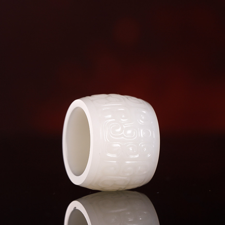 省级玉雕大师仝杰作品新疆和田白玉仿古20克精品时尚男女同款扳指