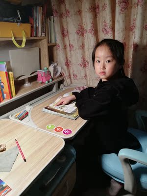 让孩子爱上学习用Palmer帕默儿童学习桌怎么样？质量差？