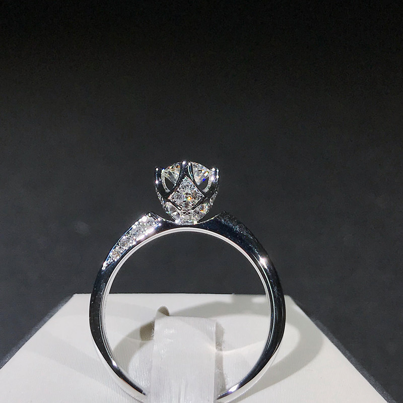 40克拉 颜色f-g 净度si 赠18k金 四爪款 钻石戒托