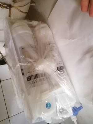 揭秘用后反馈：阿克萨纳净水器和沁园哪个好?哪个效果更好?