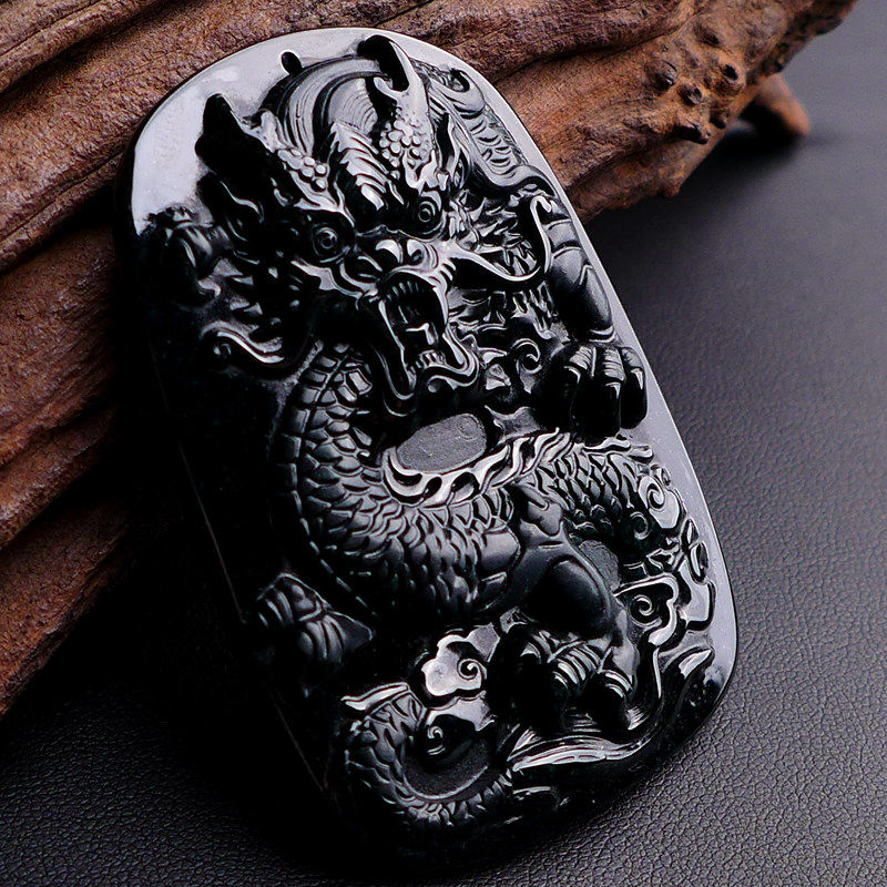 精雕霸气龙牌 正品a货翡翠霸气龙牌吊坠拍卖31.43g