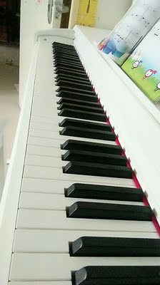 钢琴学姐分享：IPUSEN电钢琴怎么样？这个牌子是不是杂牌？