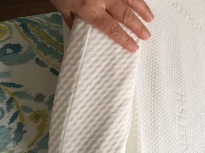谁来说说THRoyal乳胶床垫怎么样？性价比高嘛？