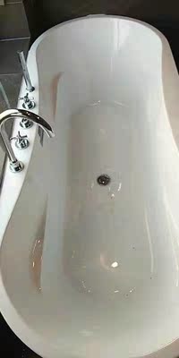 发帖和大家咨询下，果敢蛋形亚克力独立式简约浴缸好用吗?