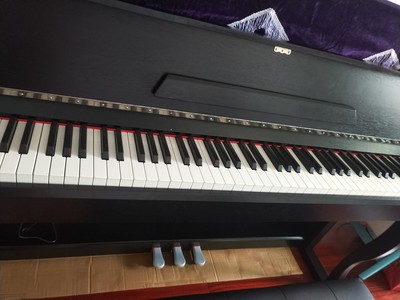 【揭秘】真实测评：珠江艾茉森V05钢琴怎么样，适合小朋友学习吗？