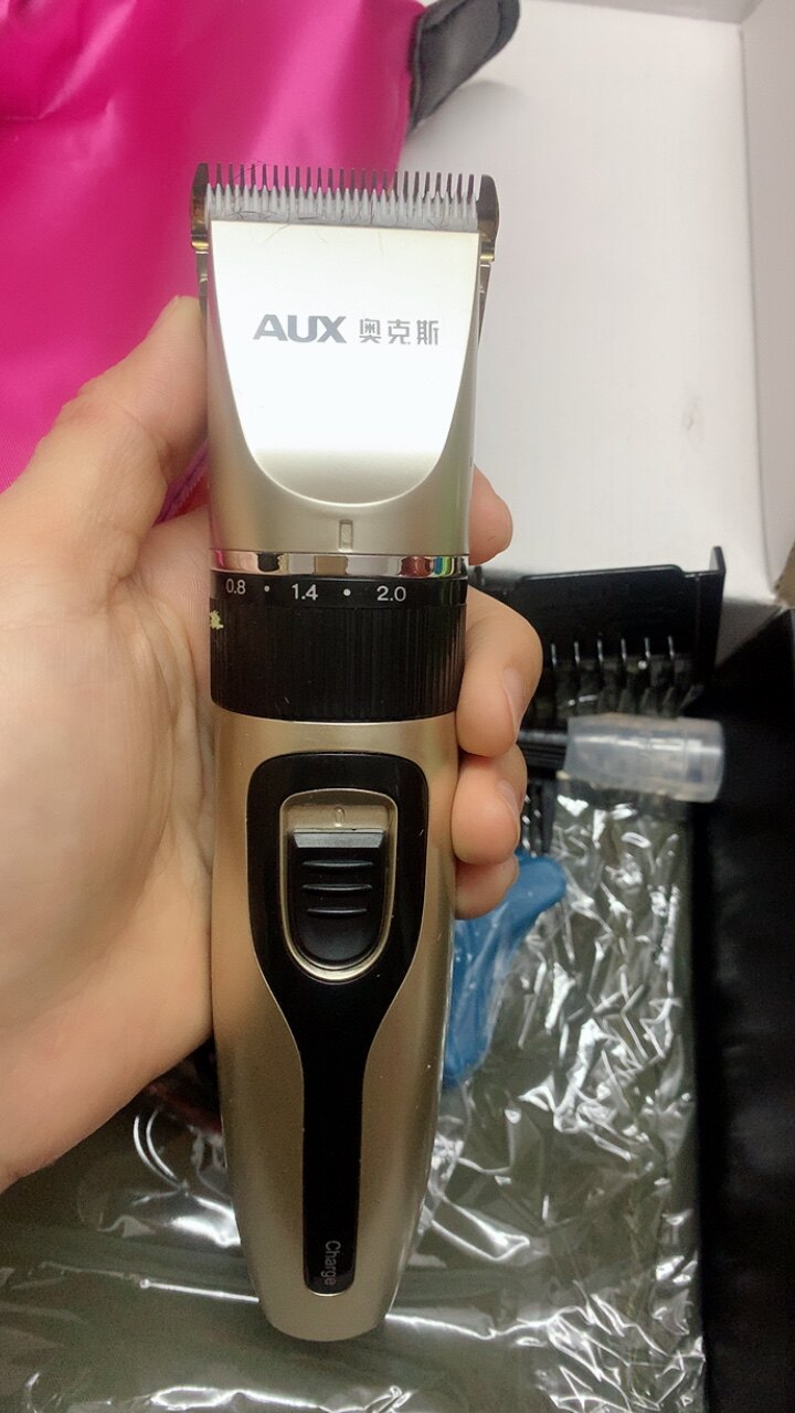aux/奥克斯理发器a5评测!奥克斯a5现场评测!-企业博客网(bokee.net)