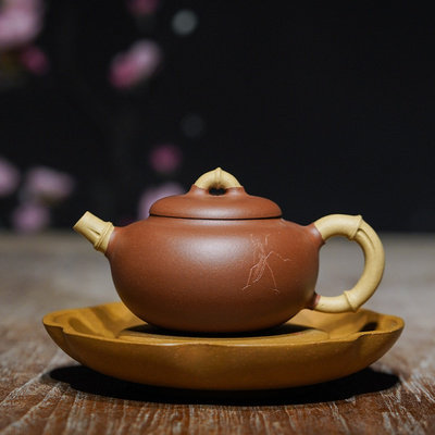 宜兴紫砂壶 国高工江苏省名人 非遗传承人许老师 脱颖壶 执壶照