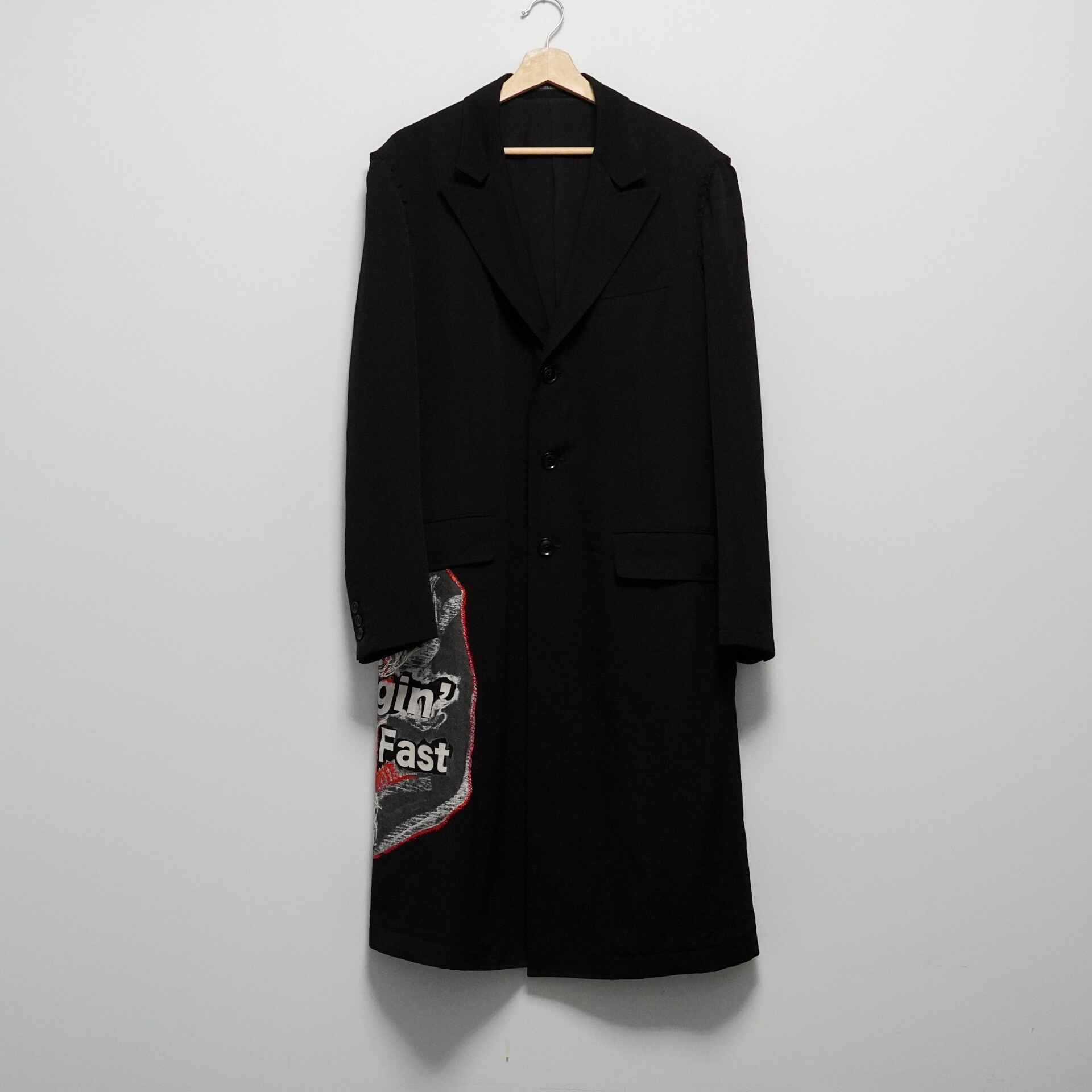 Yohji Yamamoto 2017AW Embroidered Hand-Sewn Coat — front