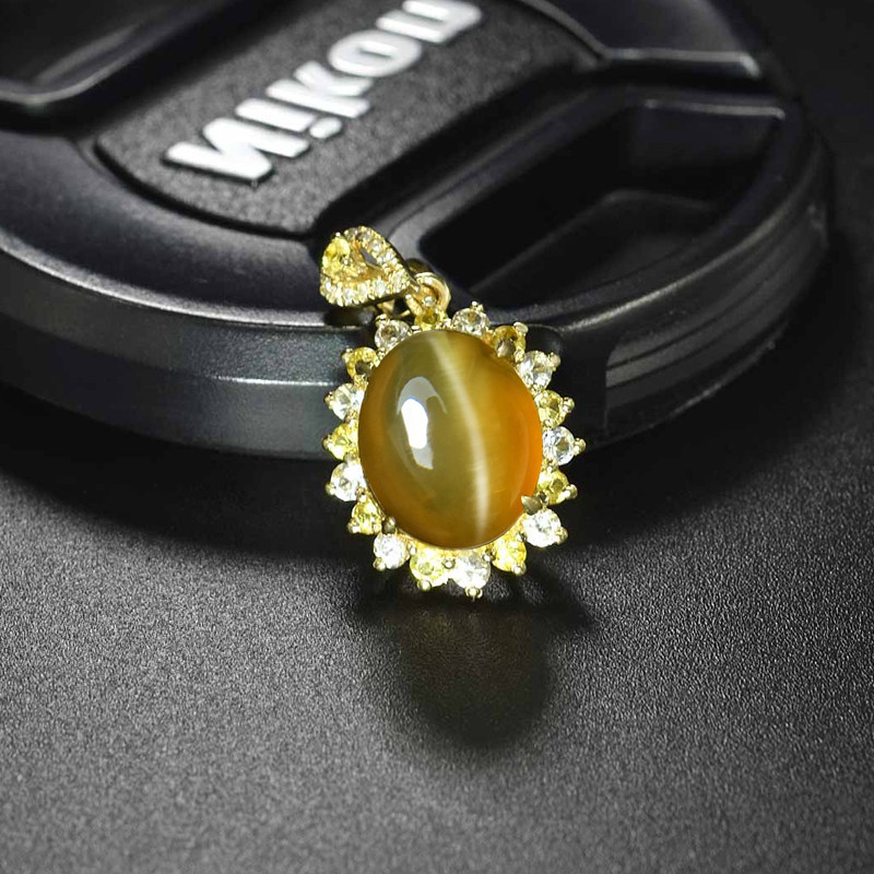 6.85克拉磷灰石猫眼吊坠 设计 一品茗石