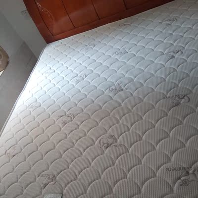 用户反馈：舒达哈佛乳胶床垫怎么样？评测揭露下优缺点
