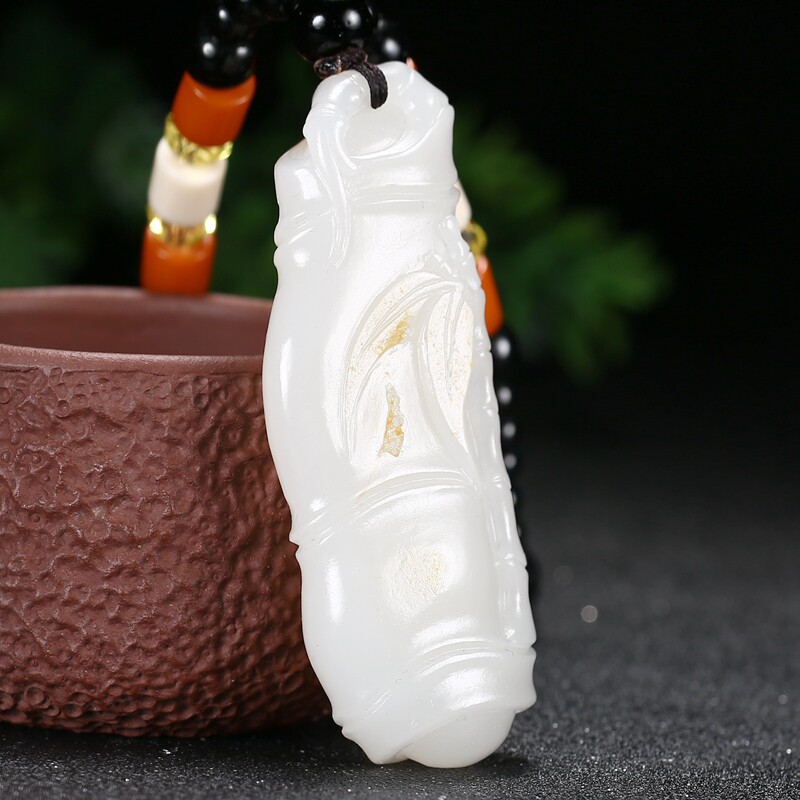 【羊脂玉】和田玉节节高升挂件68.667克