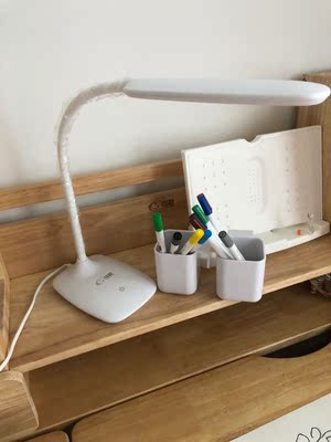 说说爱果乐儿童学习桌给小学生用着怎么样？环保安全吗