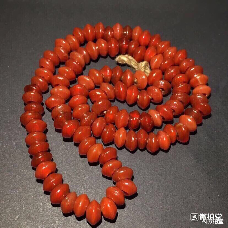 精品红玛瑙串