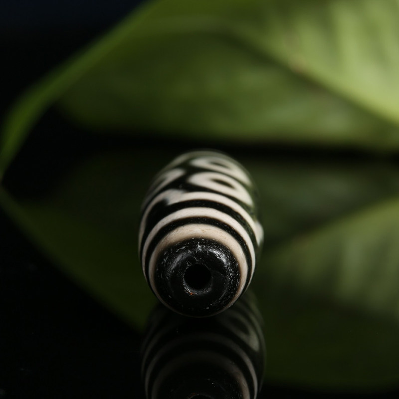 【鬼市】珍罕至纯七眼天珠-d8863