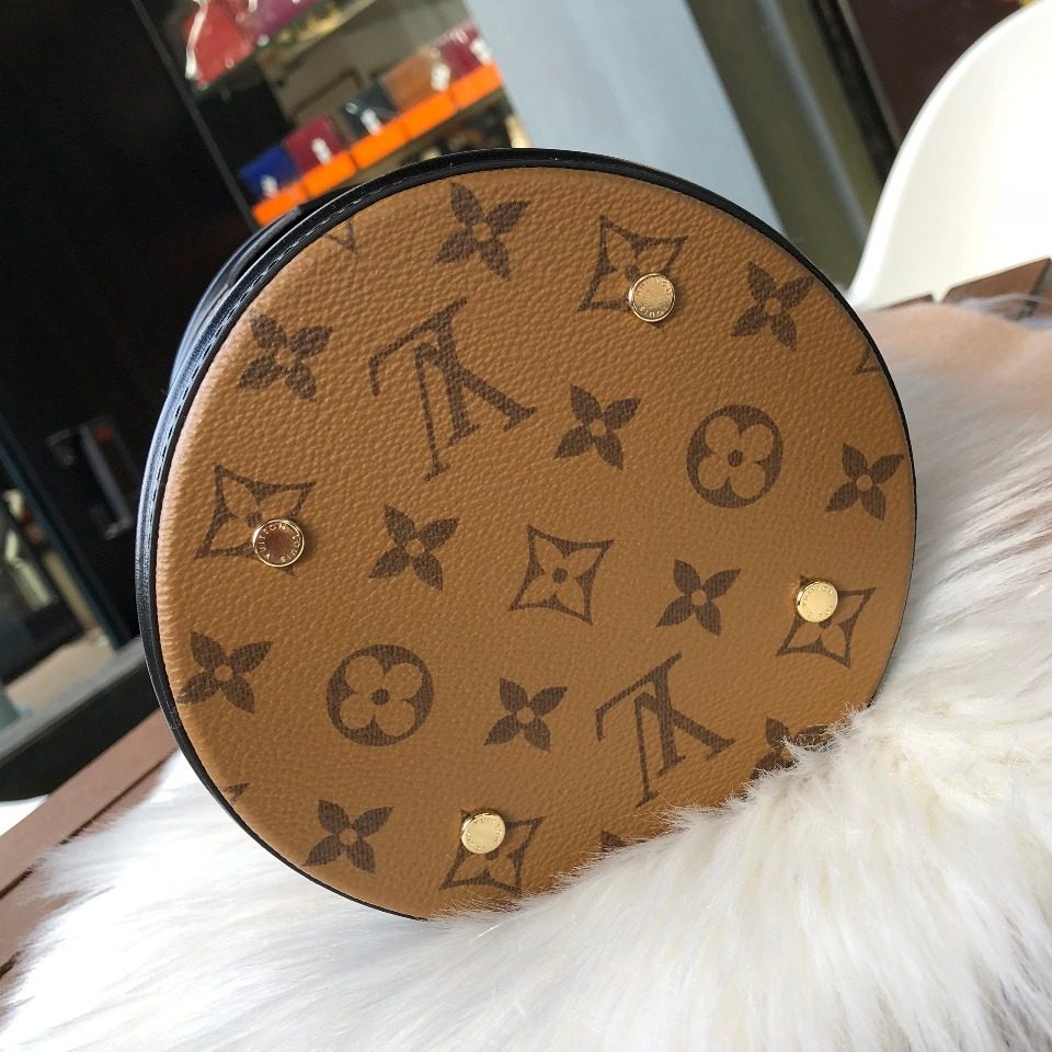 [未使用展示]购于19年lv/路易威登cannes咖色单肩手提包m43986