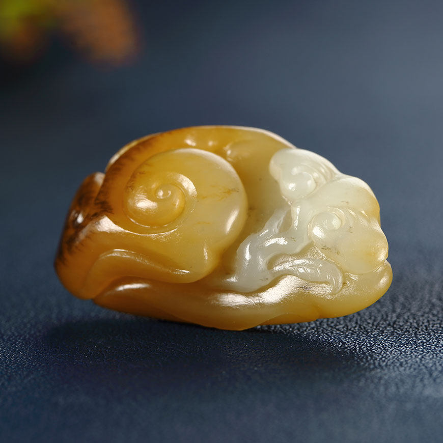 青年玉雕大师莫小龙作品新疆和田玉籽料黄沁灵芝如意挂件14克男女