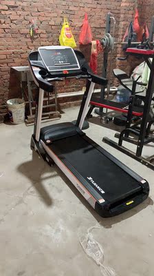 2周亲测解析,锐步跑步机jet300好用吗?减震如何?口碑评价?