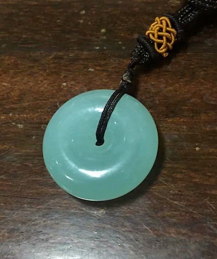 岫玉蓝冰平安扣