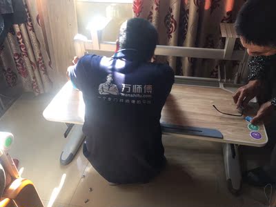 专为学生设计的法莱森儿童学习桌怎么样？很多人被坑过吗