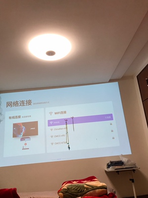 【求问】索尼VPL-DX221高清投影仪怎么样？使用口碑差不差？