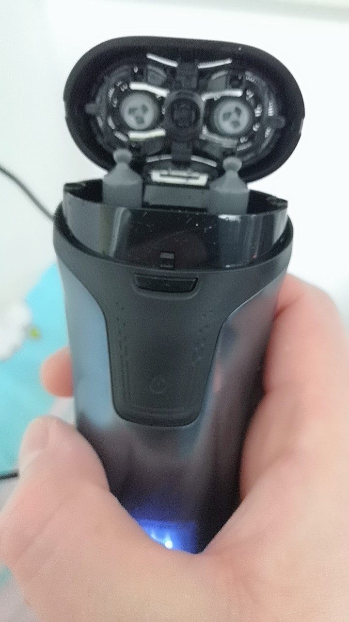 flyco/飞科剃须刀fs808怎么样?飞科fs808质量不好,看全文
