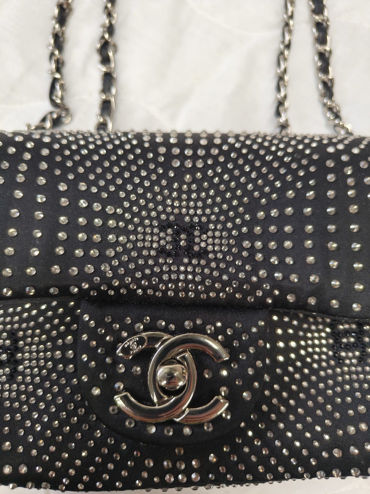 ​Chanel香奈儿满钻链条包，黑色水钻配银色链条