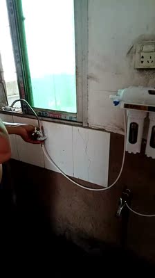 目前看来求助专家：立升净水器LU3A-3C怎么样?过滤精度多少?