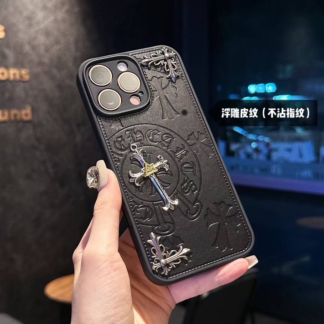 暗黑系苹果手机壳，克罗心金属标立体设计，酷炫潮牌款2025