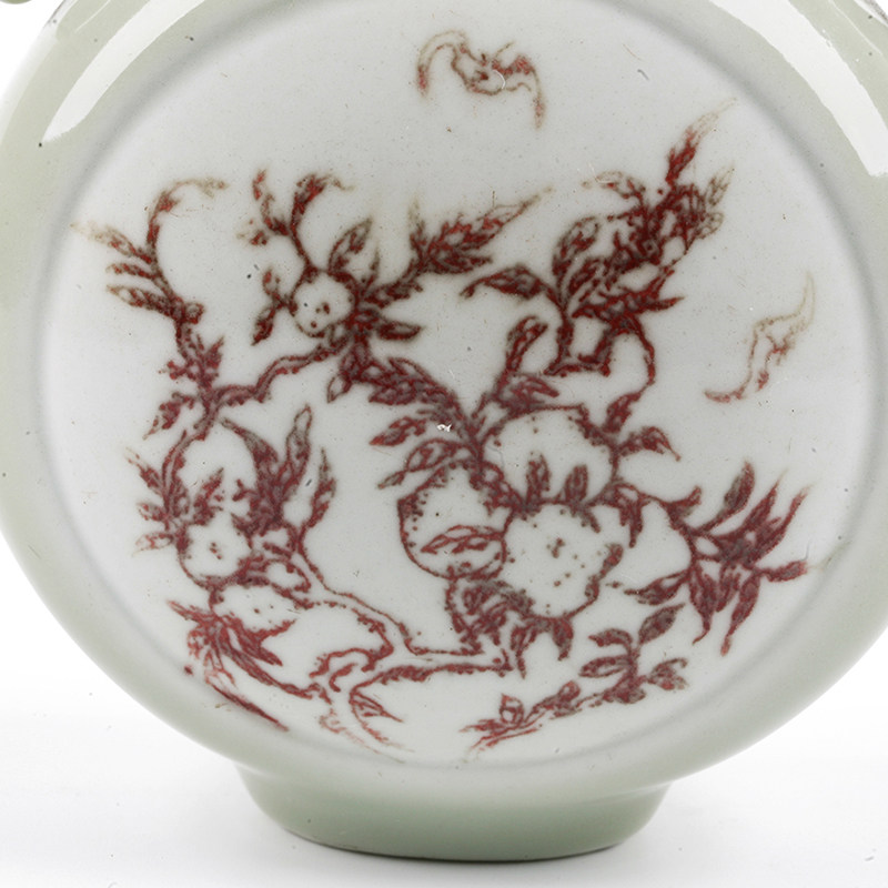 豆青釉开光釉里红福寿纹抱月瓶 q559