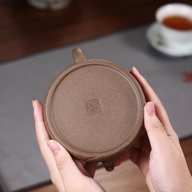 宜兴藏砂紫砂壶  降价拍 降至1元 有点花泥 国助工陈老师 踏浪玉笠壶