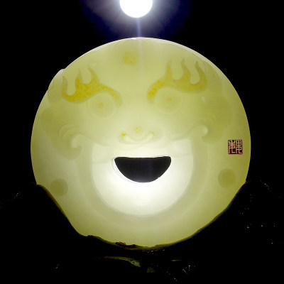 【瑞兽】中国玉雕大师魏玉忠玉雕作品和田玉摆件112克(送底座)