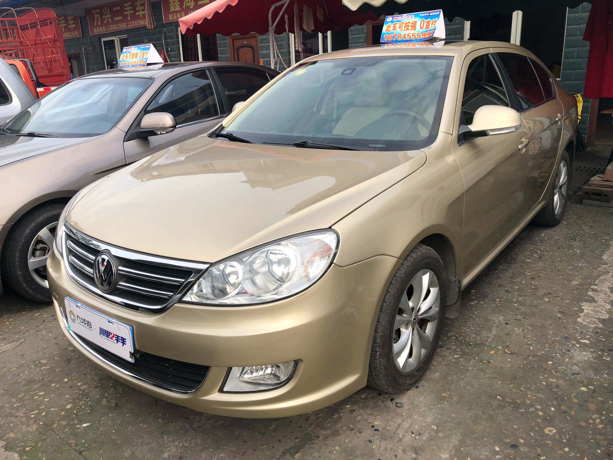 大众2011款朗逸1.6l自动品轩版-成都