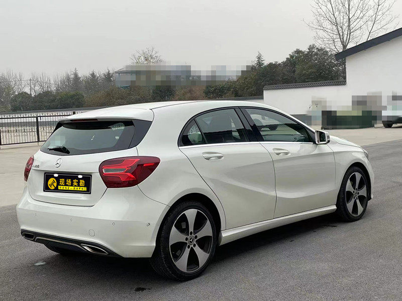 奔驰a200网络拍卖公告