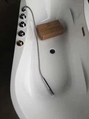 达尔文6008独立式人造石浴缸怎么样??大家说有什么缺陷