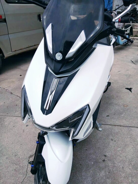 葫芦岛爱玛剑齿虎x6,72伏32ah电池,两年车,原价7000 ,_葫芦岛其他交通