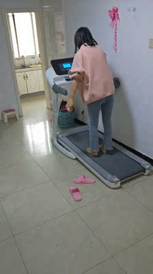 大神帮忙看下这款舒华9119跑步机好吗?老婆好喜欢这款