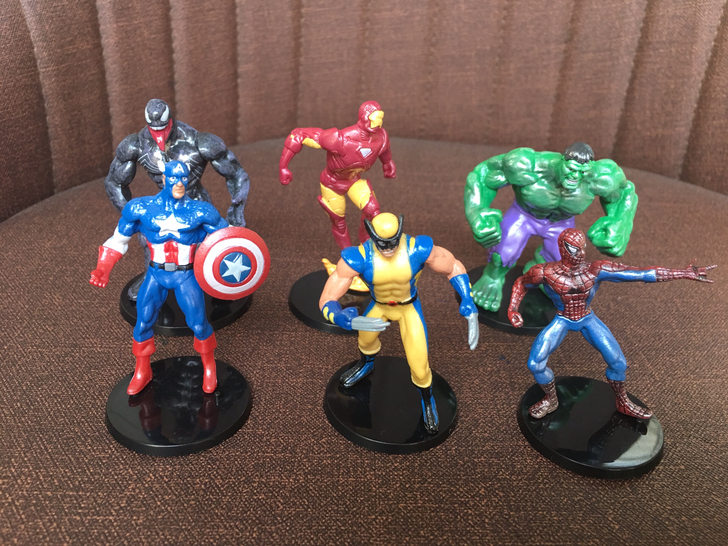 6款复仇者联盟玩偶模型桌面摆件绿巨人蜘蛛侠美国队长