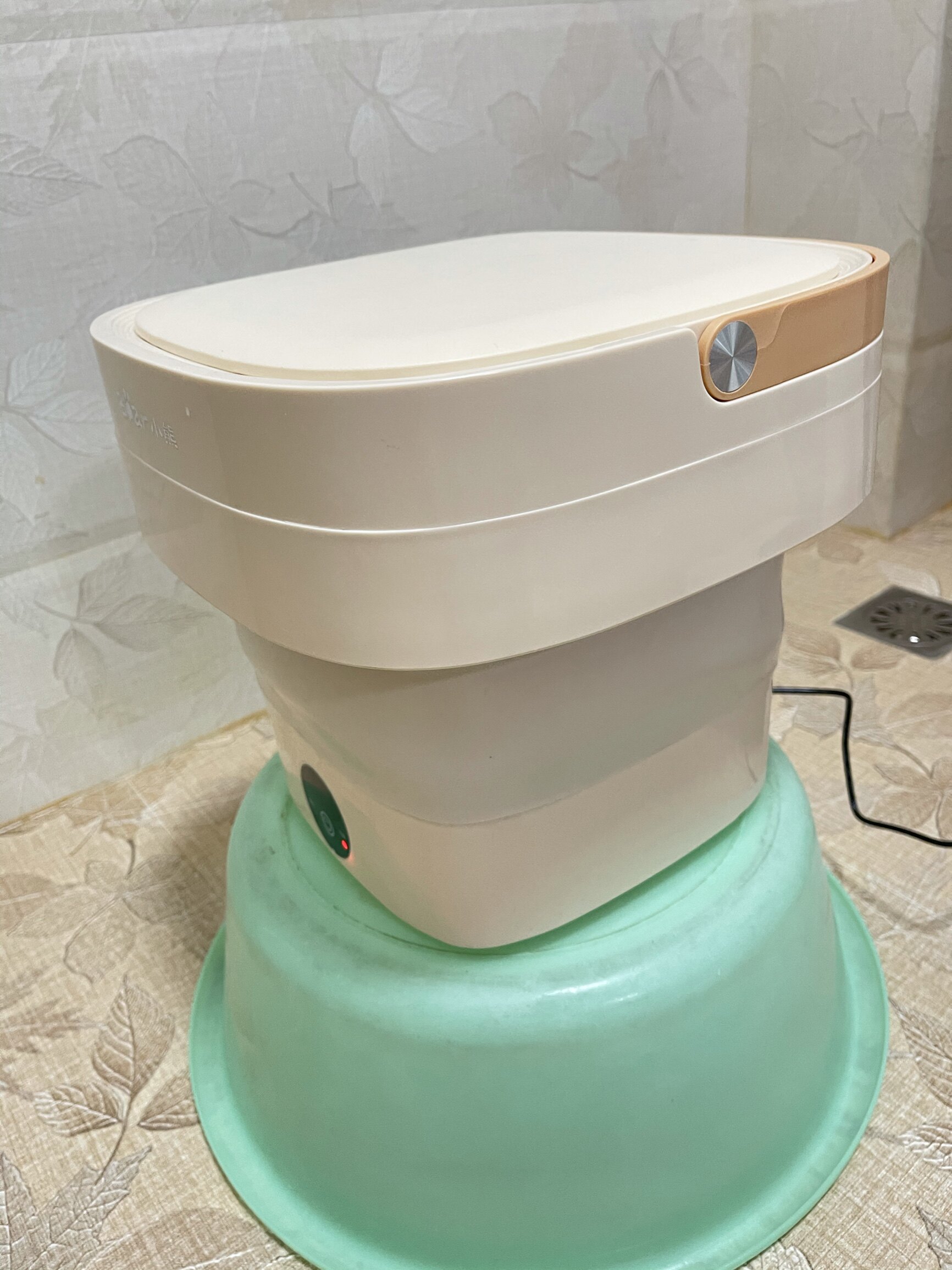 小熊折叠洗衣机洗内衣内裤袜子宝宝衣物300元左右实用礼物