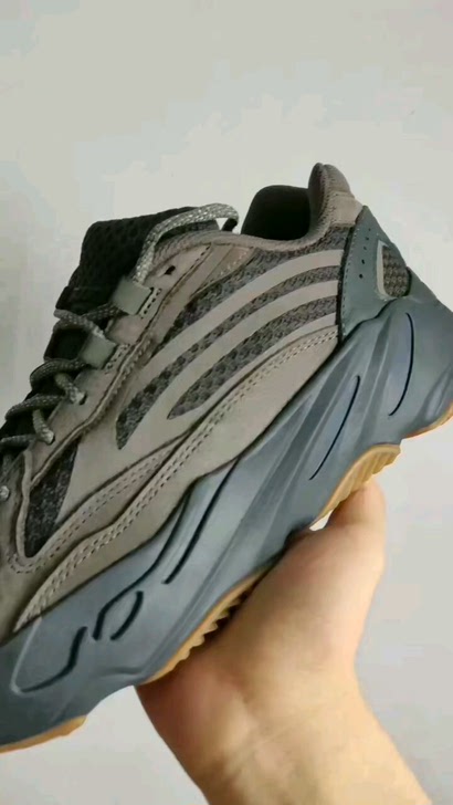 椰子鞋椰子7000YEEZY700BOOST晶洞宝