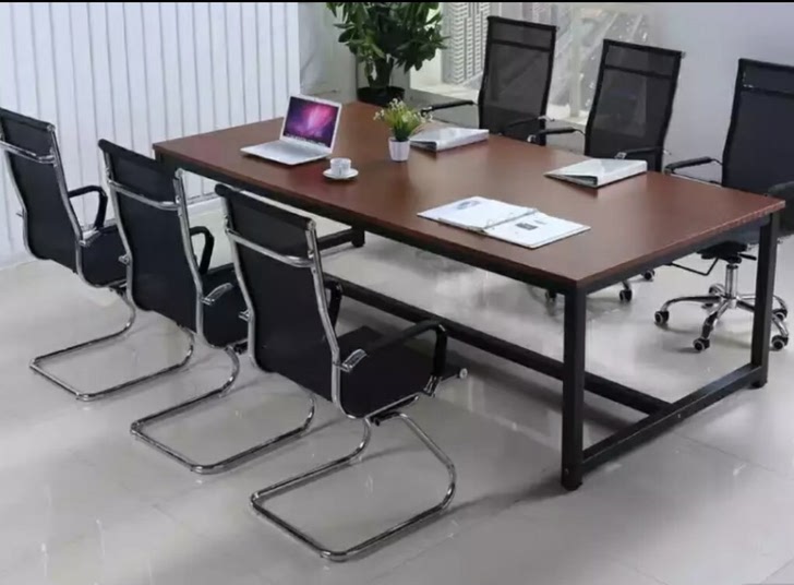 办公桌会议桌9.5成新长1800&times;宽900&times;740厘米。