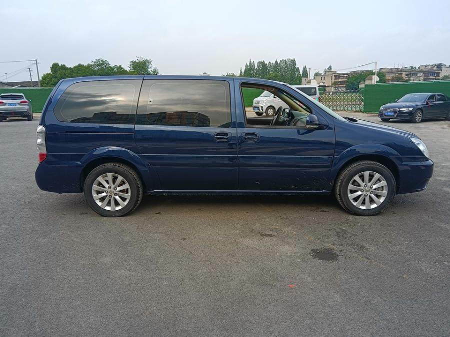 别克gl82.4网络拍卖公告