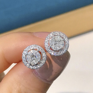 76克拉18k金群镶豪华显大款钻石耳钉定制